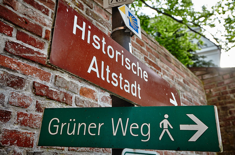 Discover Memmingen on the green or red path